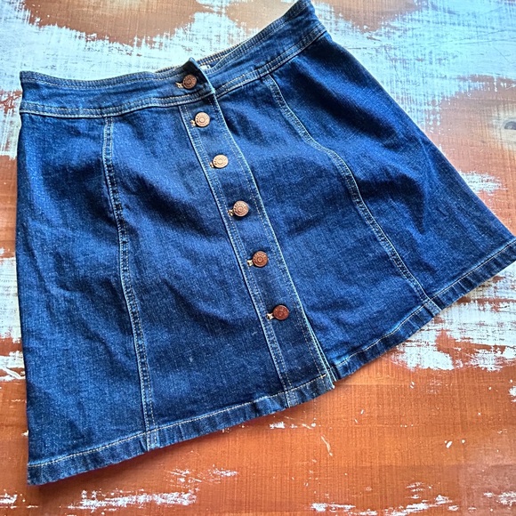 Madewell Stretch Denim A-Line Mini Skirt: Button-Front Edition Ret $79.50 Size 6 - Picture 4 of 10